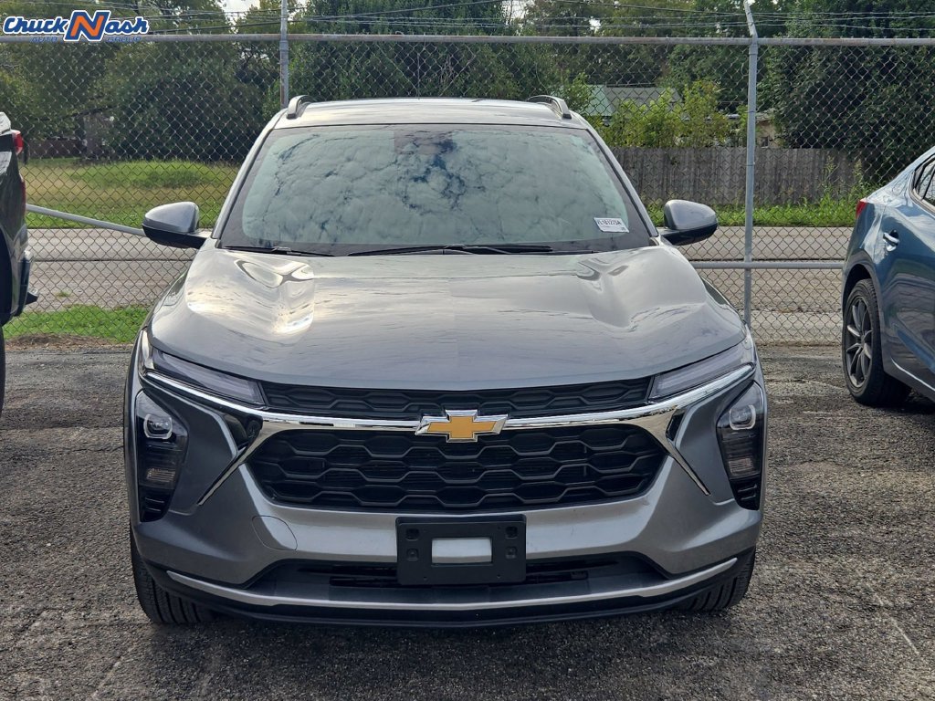 Used 2025 Sterling Gray Metallic Chevrolet LT image 2
