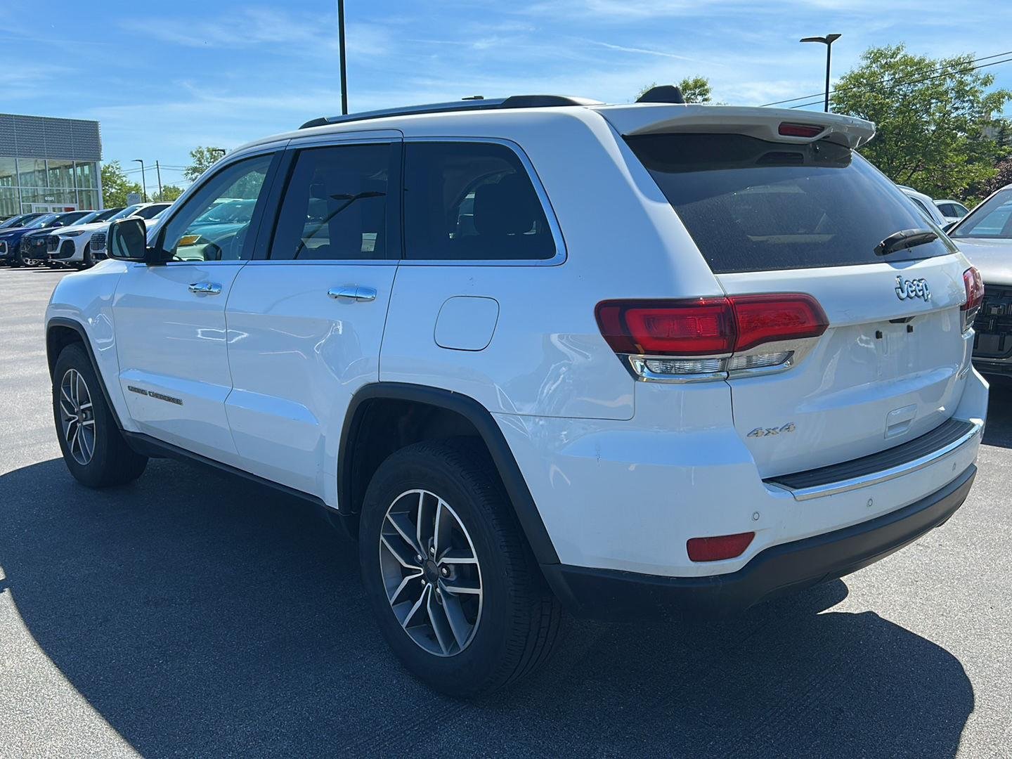 Used 2021 Bright White Clearcoat Jeep Limited image 4