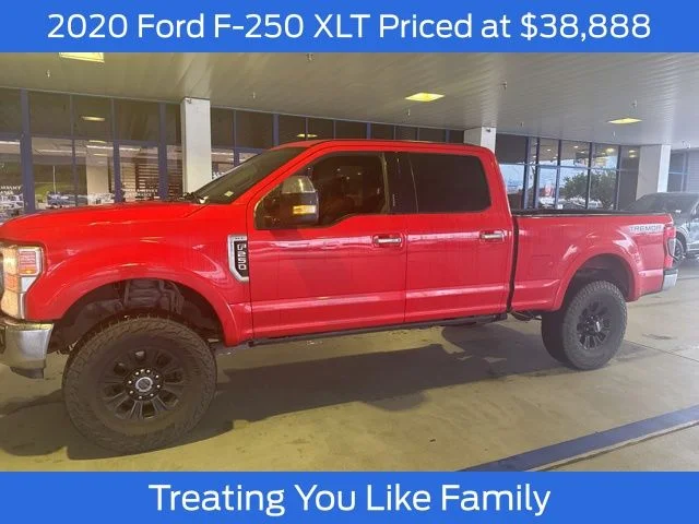 2020 Ford F-250 XLT 4x4 Crew Cab 6-3/4' Box's photo