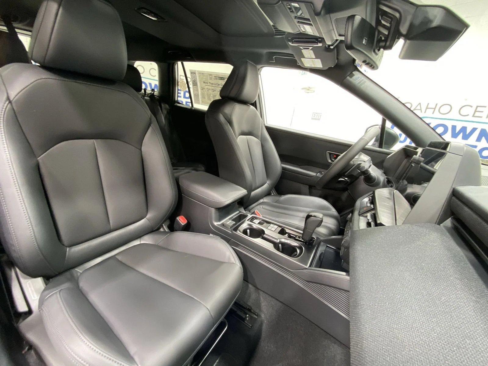 New 2026 ICE SILVER METALLIC Subaru Premium image 25