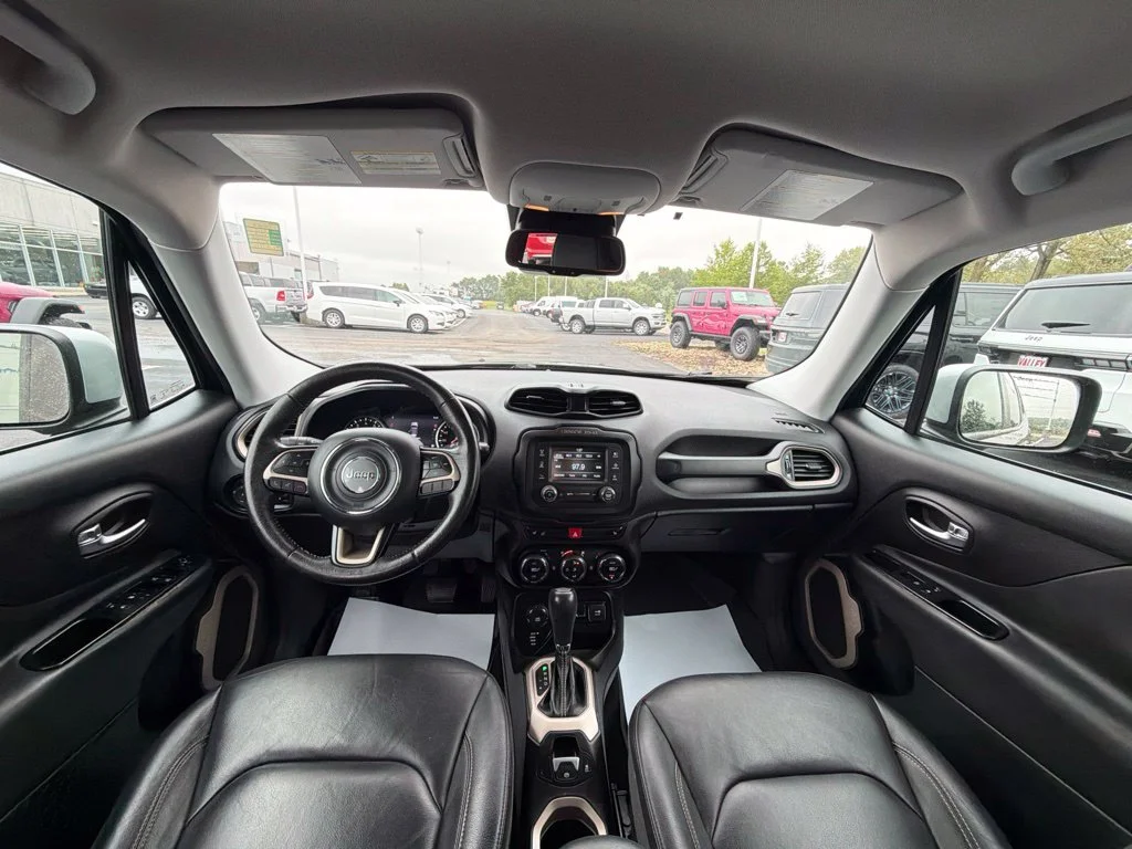 Used 2015 Black Jeep Limited image 26