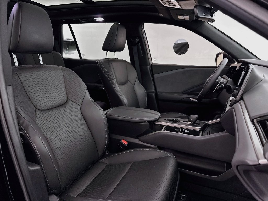 Used 2024 Black Lexus 350 Premium image 30