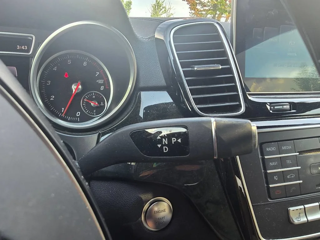 Used 2017  Mercedes-Benz GLS 450 image 27