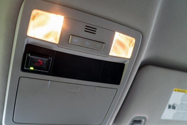 Used 2021 Red Toyota SR image 31