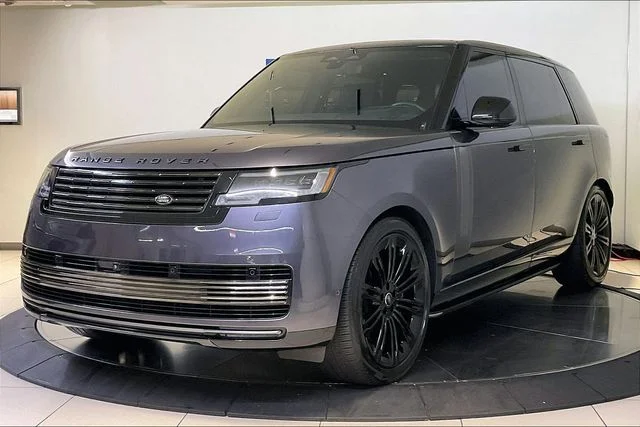 Used 2024 Gray Land Rover SV image 1