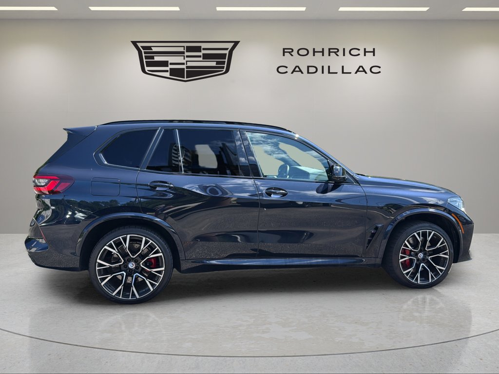 Used 2022 Carbon Black Meta BMW  image 4