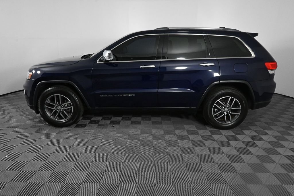 Used 2018 Blue Jeep Limited image 3