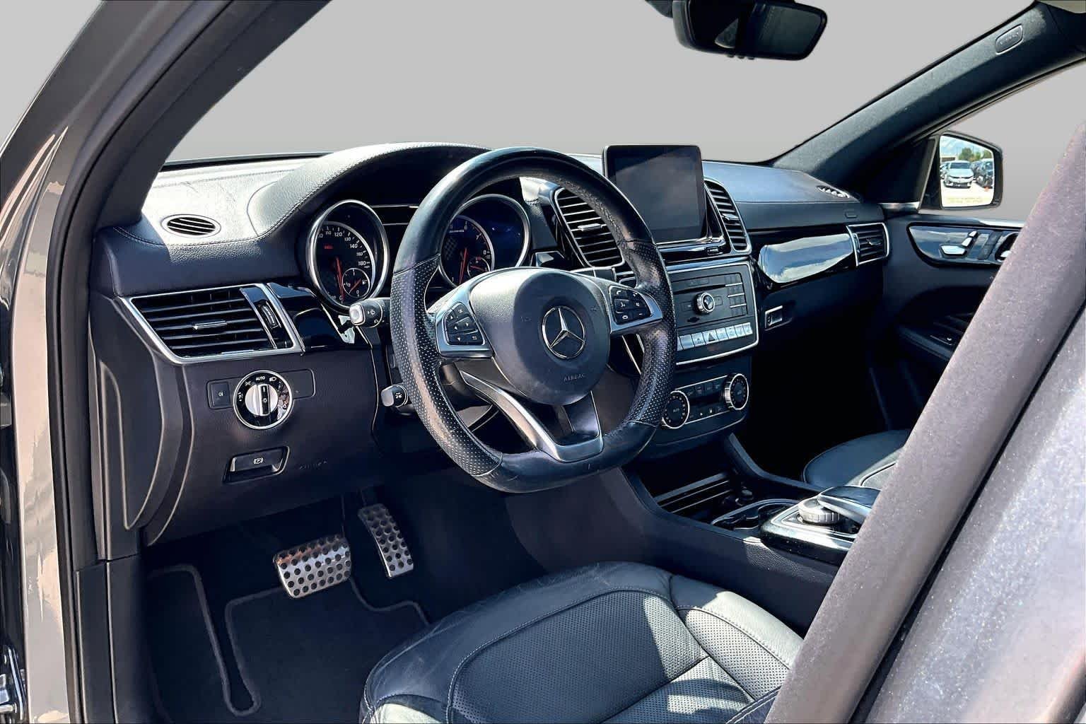Used 2018 Selenite Grey Metallic Mercedes-Benz AMG® GLE 43 image 15