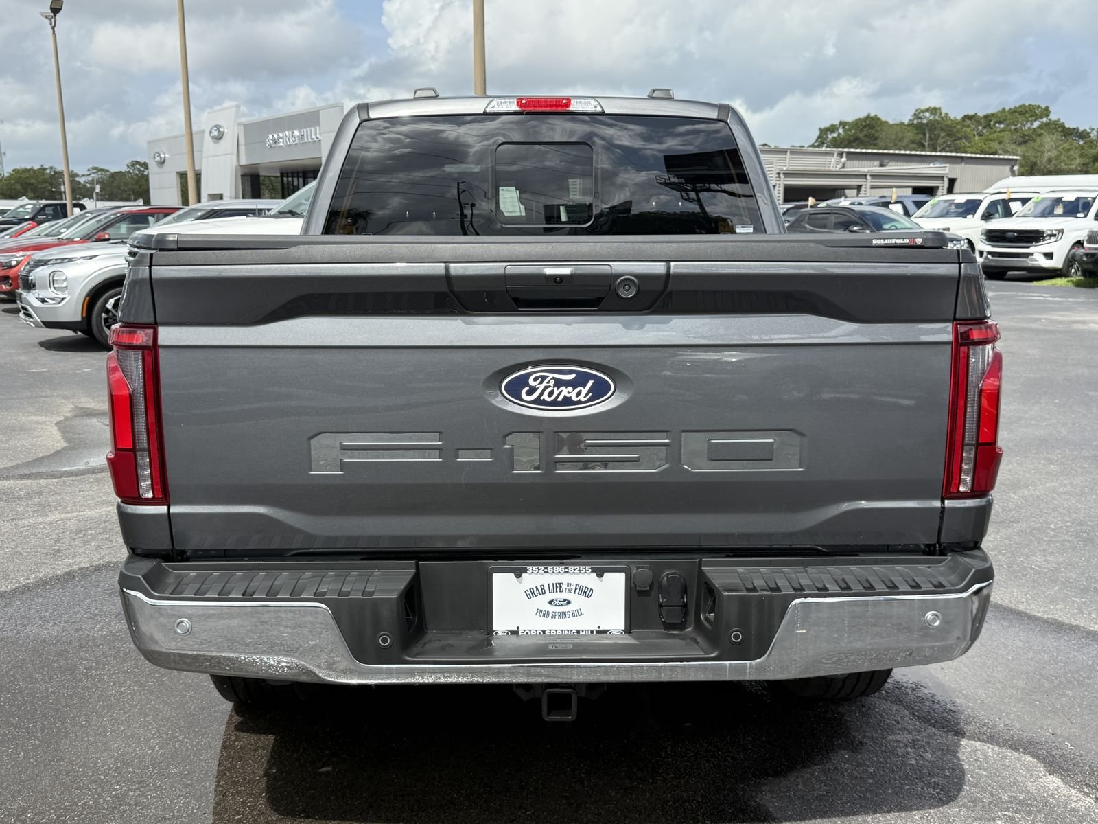Certified Used 2025 Gray Metallic Ford Lariat image 6
