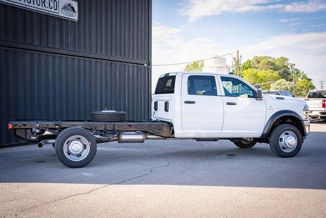 New 2025 Bright White Clearcoat RAM Tradesman image 7