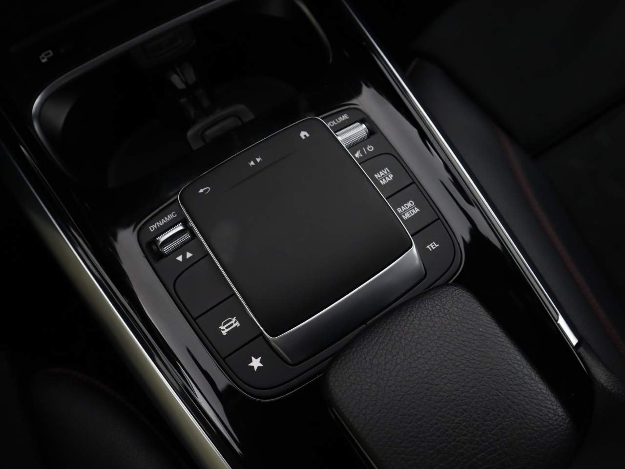 Used 2023 Night Black Mercedes-Benz GLA 250 image 11