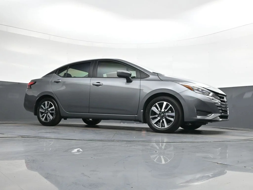 Used 2025 Gray Nissan 1.6 SV image 37