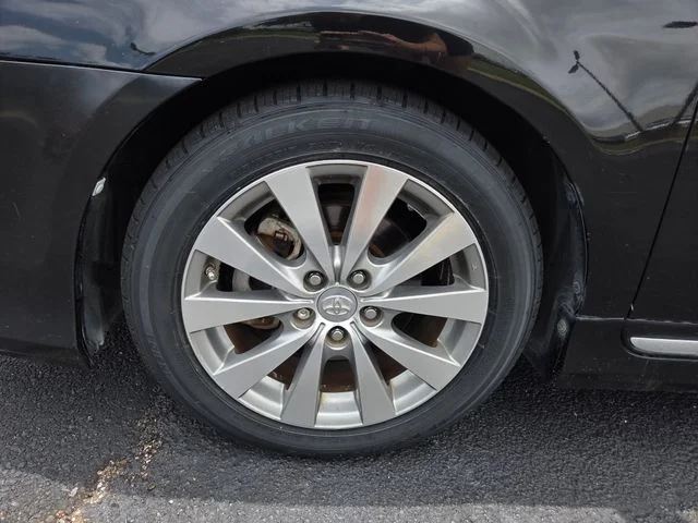 Used 2011 Black Toyota Limited image 23