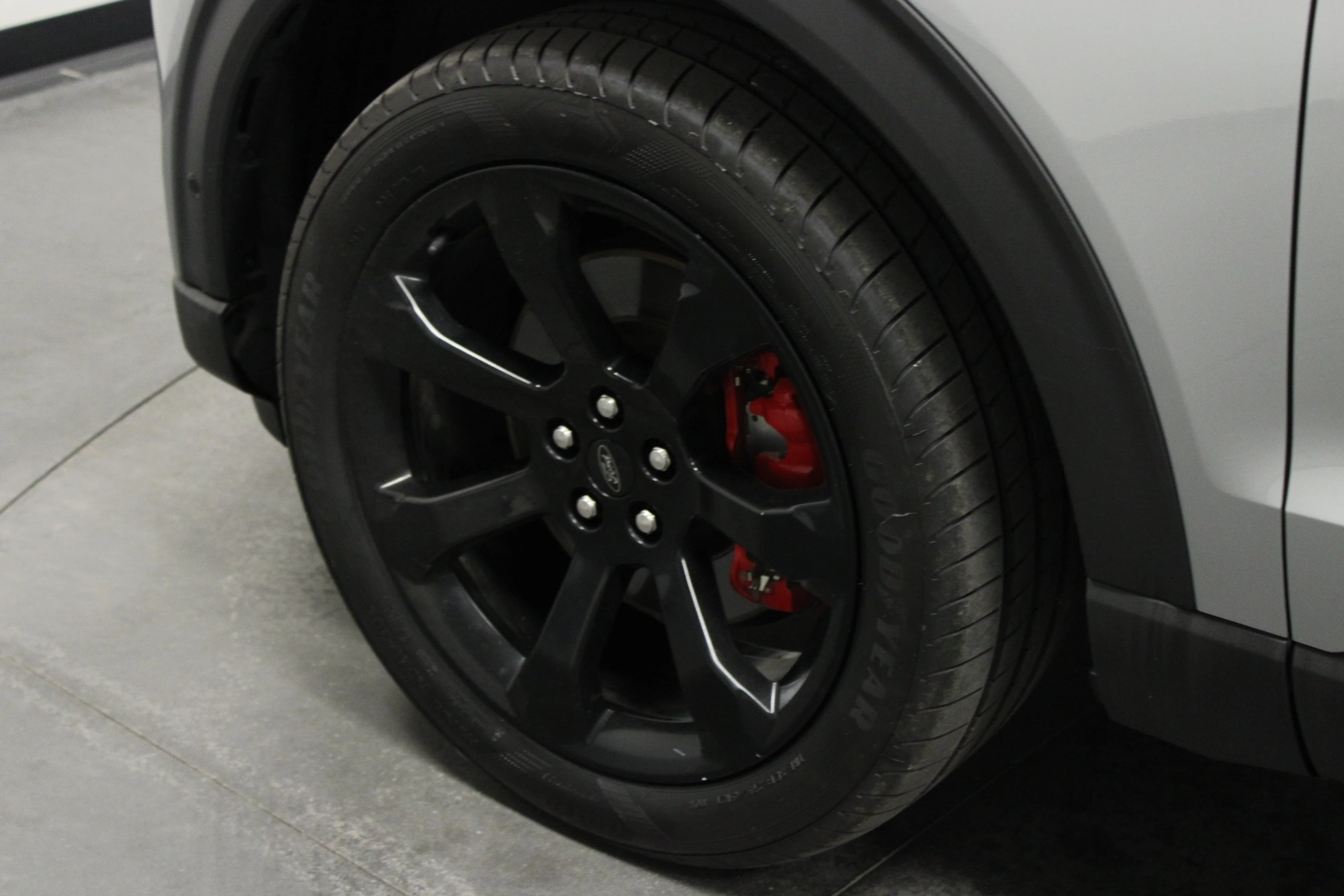 Used 2020 Silver Metallic Ford ST image 10