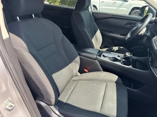 Used 2024 Silver Nissan S image 24