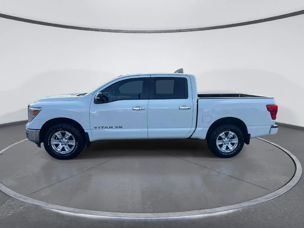 Used 2018 White Nissan SV image 4