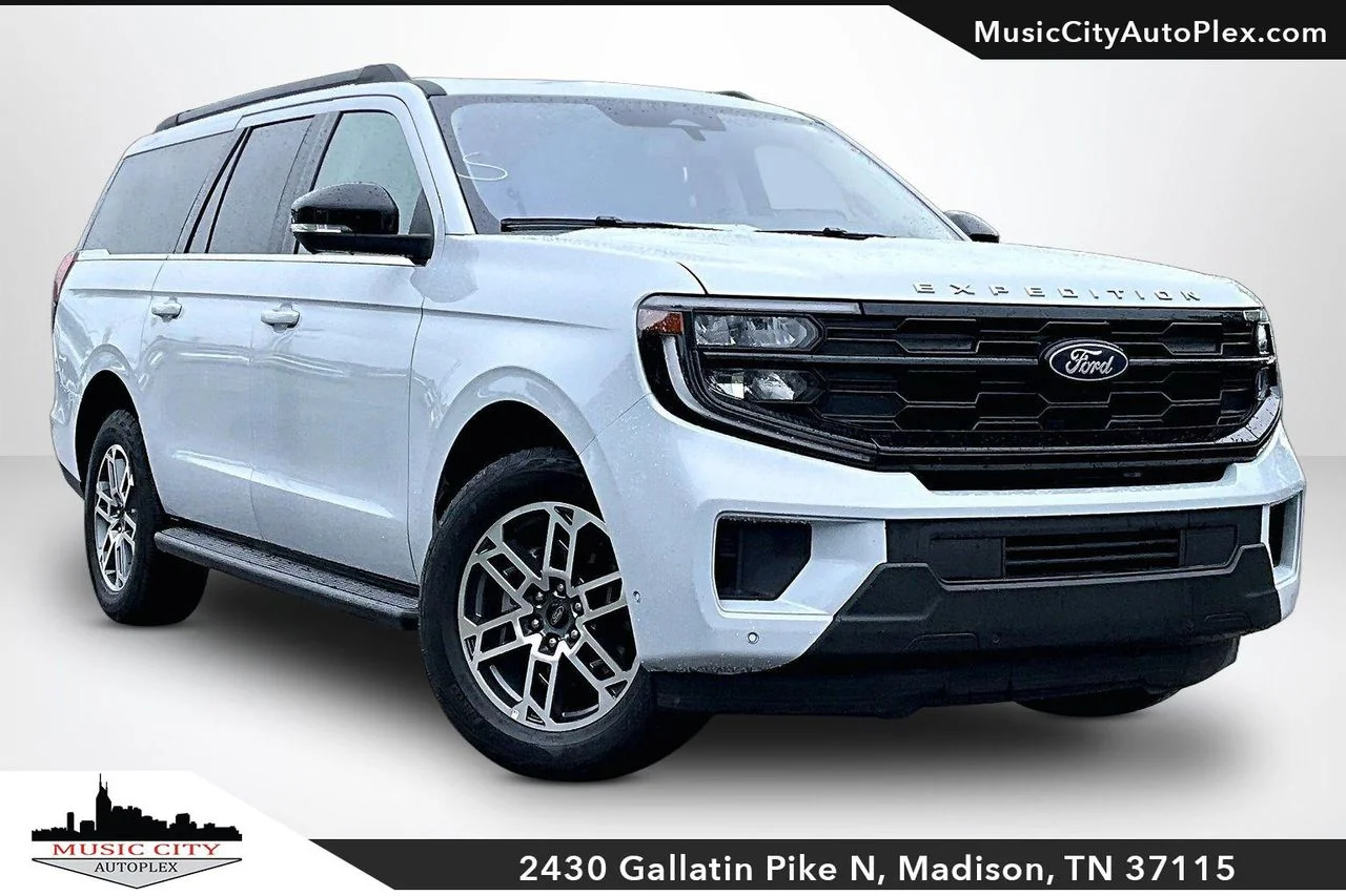 2025 Ford Expedition Active MAX 4x4's photo
