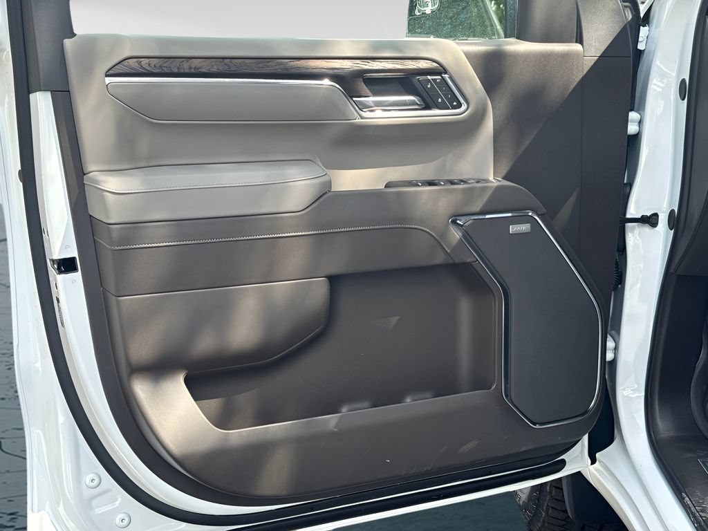 New 2026 Summit White GMC SLT image 17