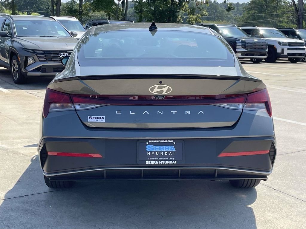 New 2026 Gray Hyundai SEL Sport image 4