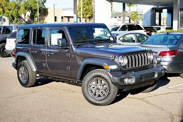 New 2026 Granite Crystal Metallic Clear-Coat Exterior Paint Jeep Sport S image 3