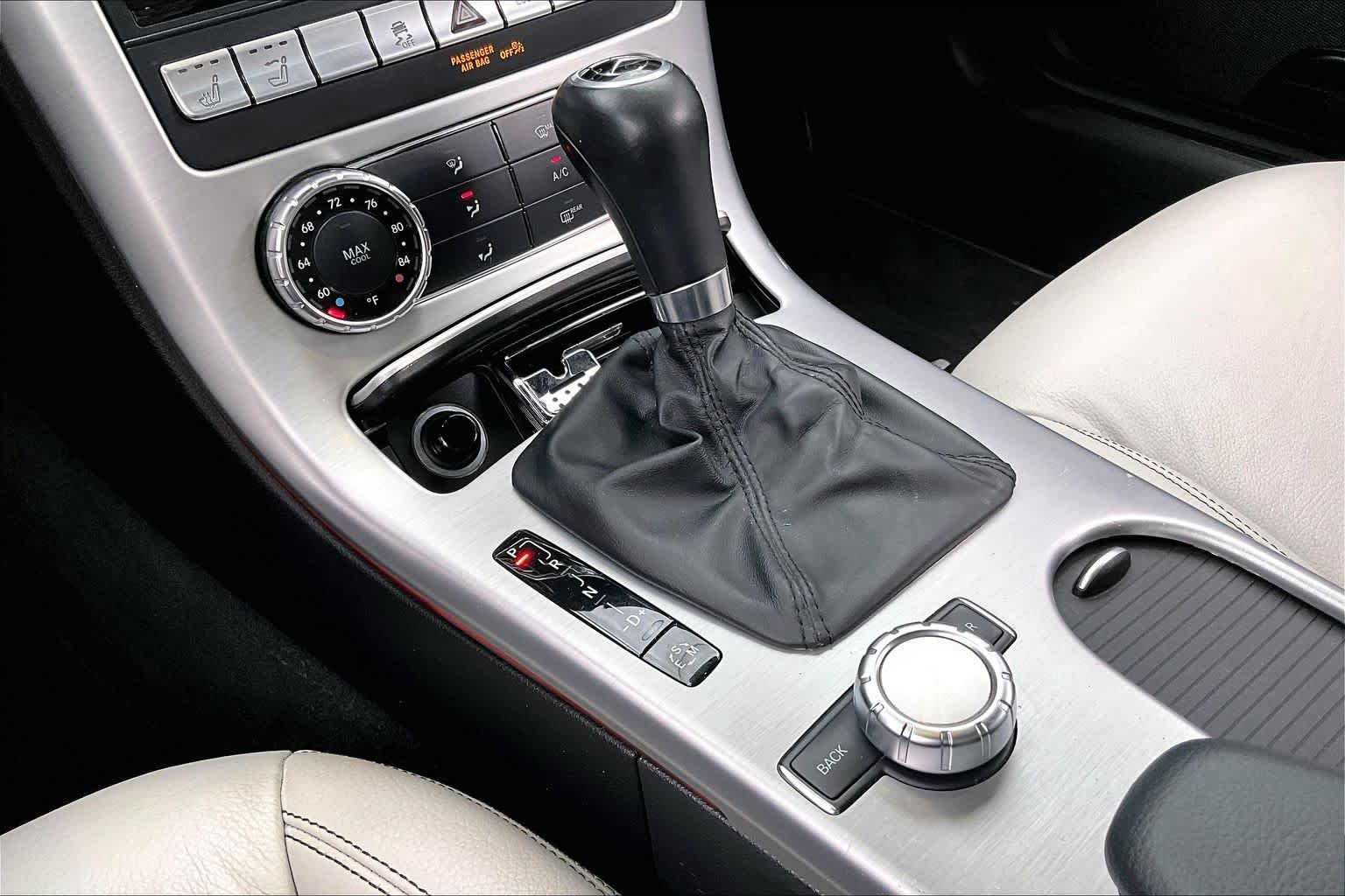 Used 2014 Iridium Silver Metallic Mercedes-Benz SLK 350 image 32