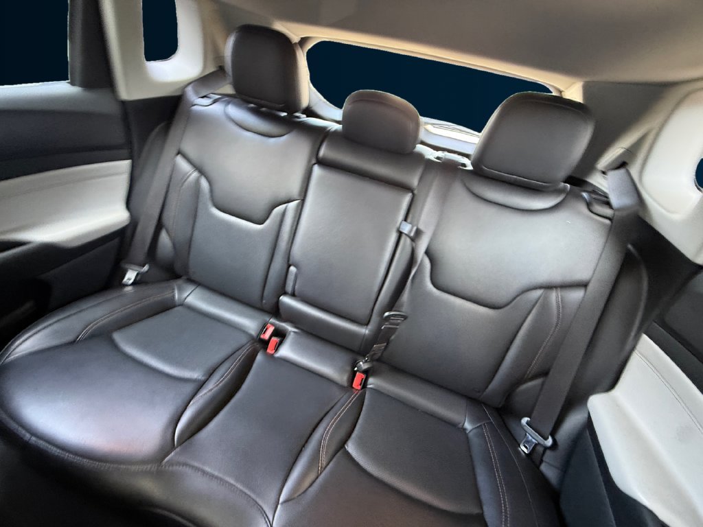 Used 2022 Red Jeep Limited image 16