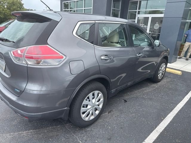 Used 2014 Gray Nissan S image 13