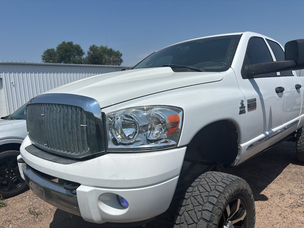 Used 2008 Bright White Clearcoat Dodge Laramie image 1