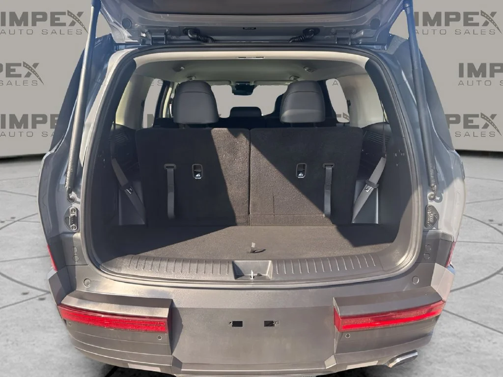 Used 2026 Gray Hyundai SEL image 22