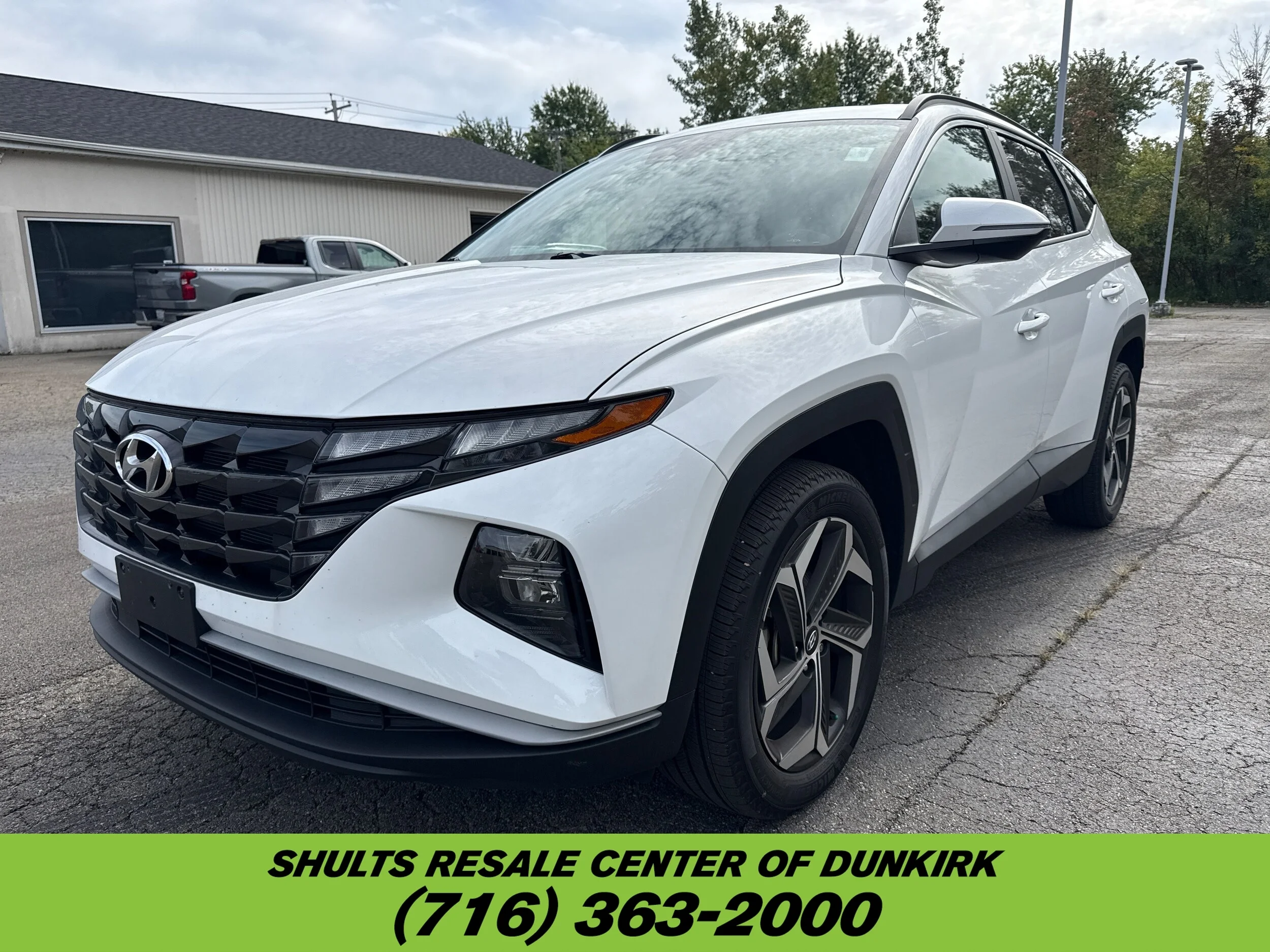 Used 2024 White Pearl Hyundai SEL image 1