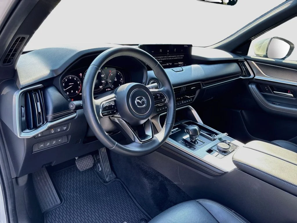 Certified Used 2024 White Mazda 3.3 Turbo Premium Plus image 9