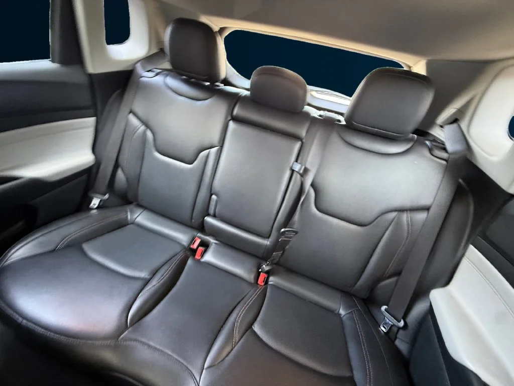 Used 2022 Red Jeep Limited image 16