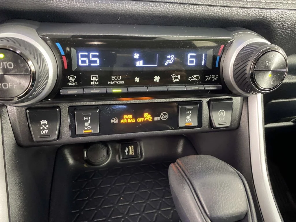 Used 2025 Magnetic Gray Metallic Toyota XLE image 21