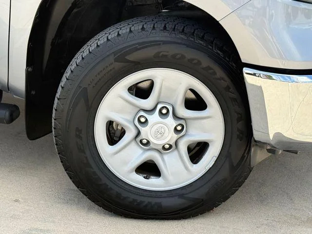 Certified Used 2020 Silver Toyota SR5 image 30