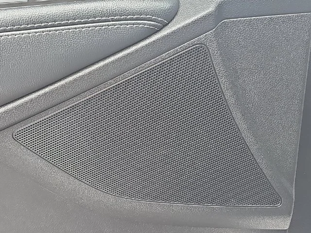 Used 2019 Silver Kia LX image 27