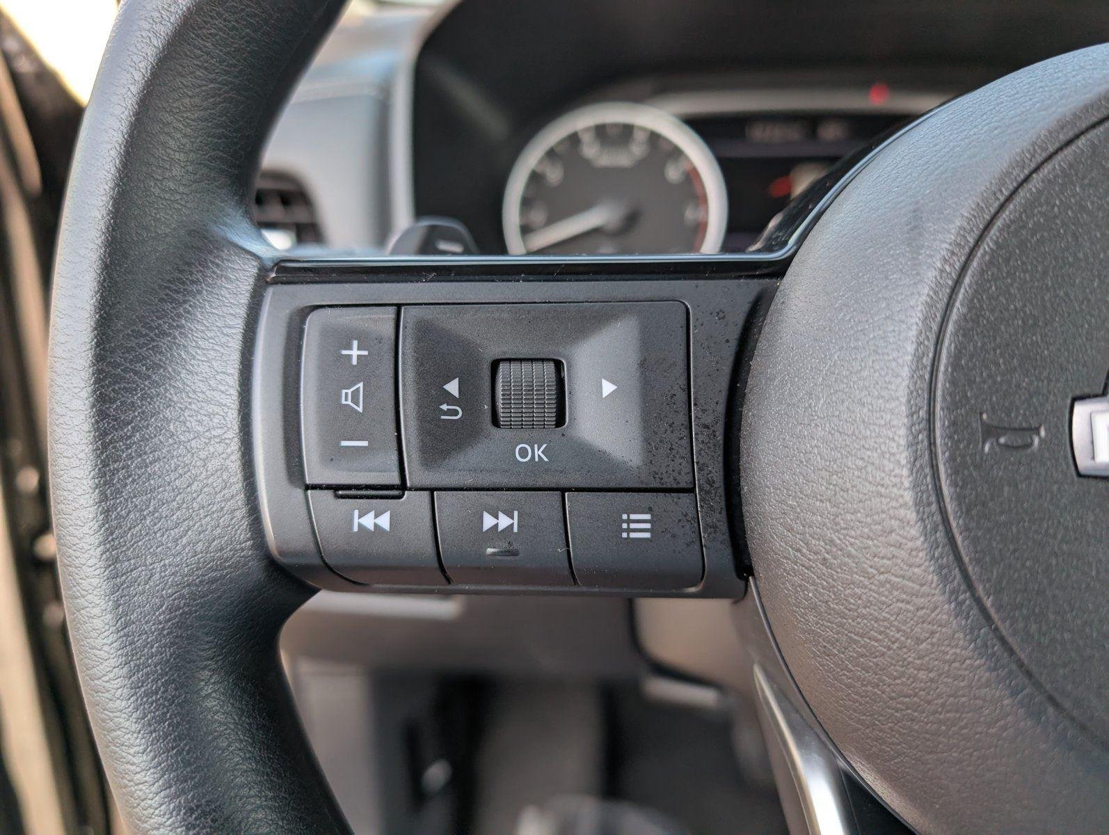 Used 2023 Super Black Nissan SV image 26