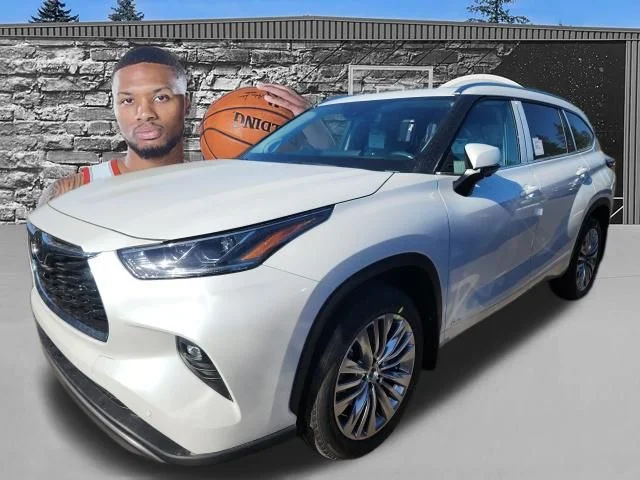 2026 Toyota Highlander Hybrid Platinum AWD's photo