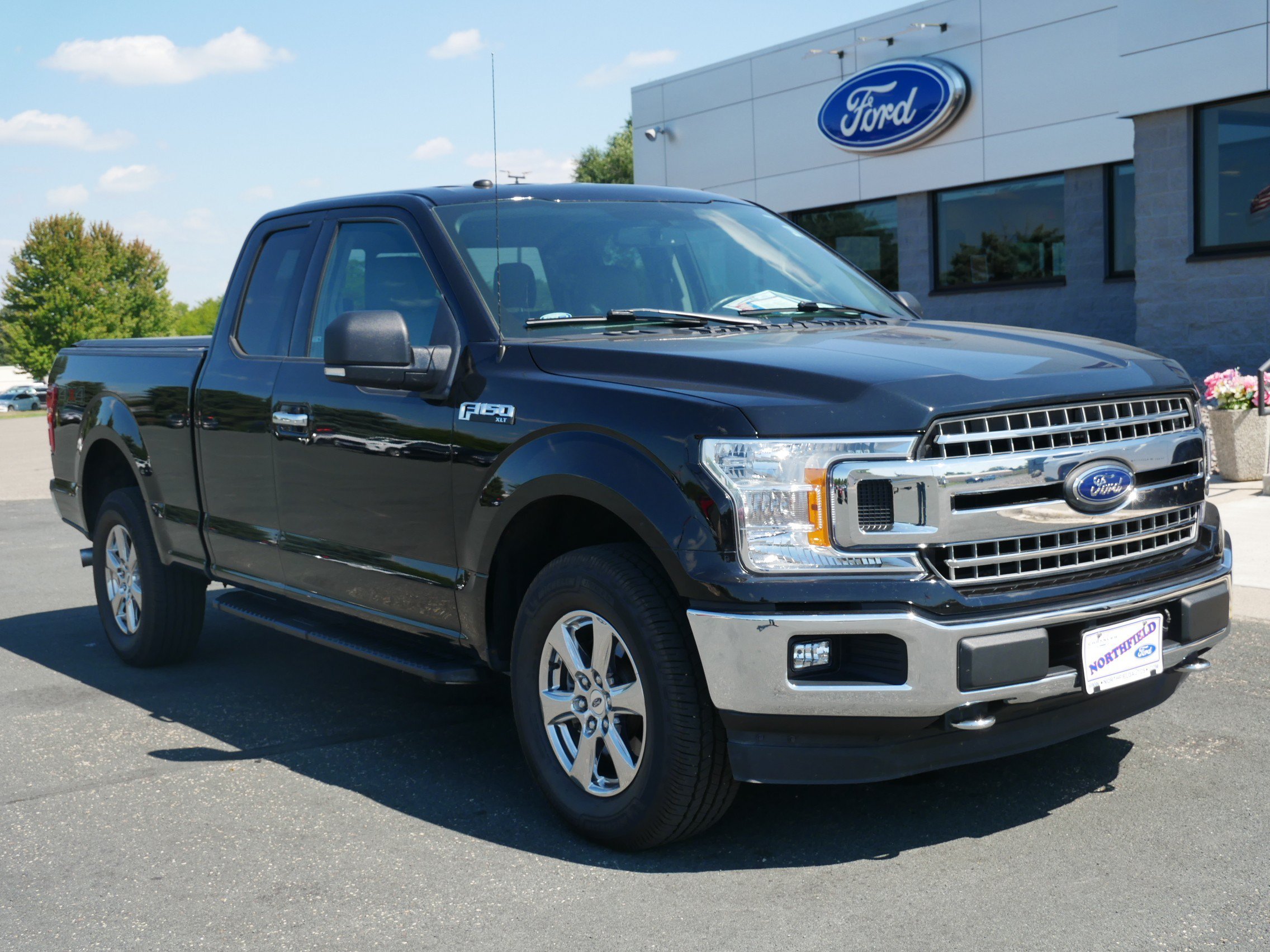 Used 2018 Ford F-150 XLT with VIN 1FTFX1EG2JKC73951 for sale in Northfield, Minnesota