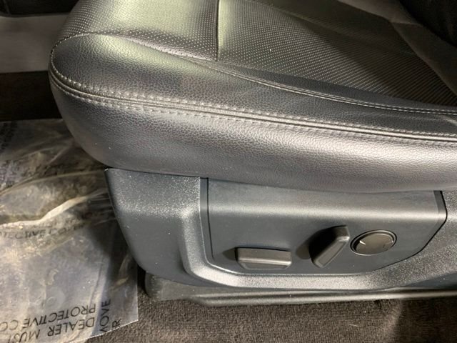 Used 2021 Black Ford XLT image 15