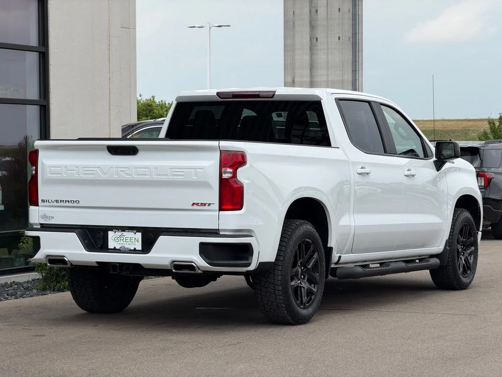 Used 2024 White Chevrolet RST image 5