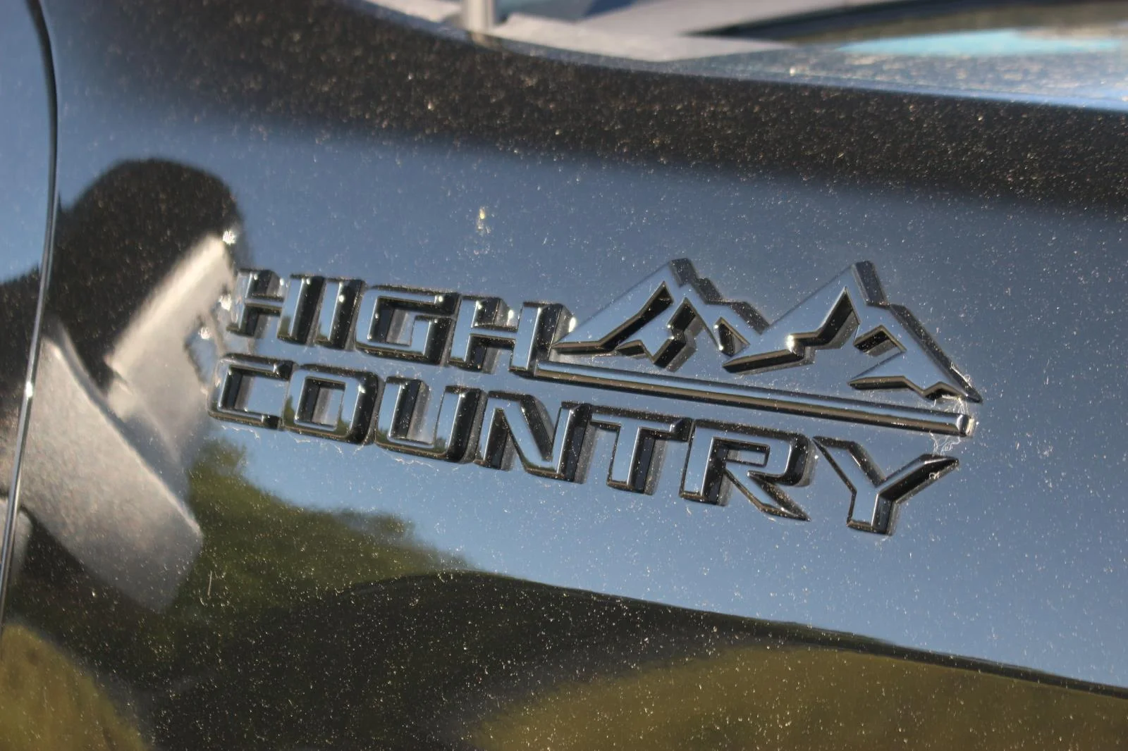 Used 2025 Black Chevrolet High Country image 10