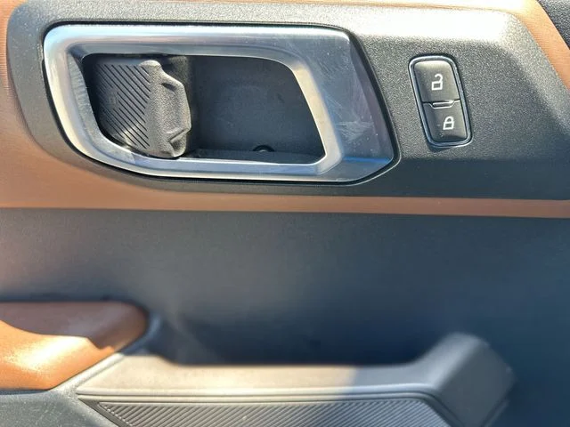 Used 2022 Blue Ford Outer Banks image 14