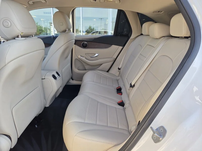 Used 2021 Polar White MERCEDES-BENZ GLC 300 SUV image 13
