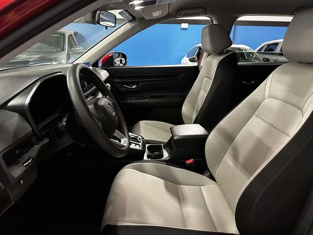 2025 Honda CR-V LX - Photo 15