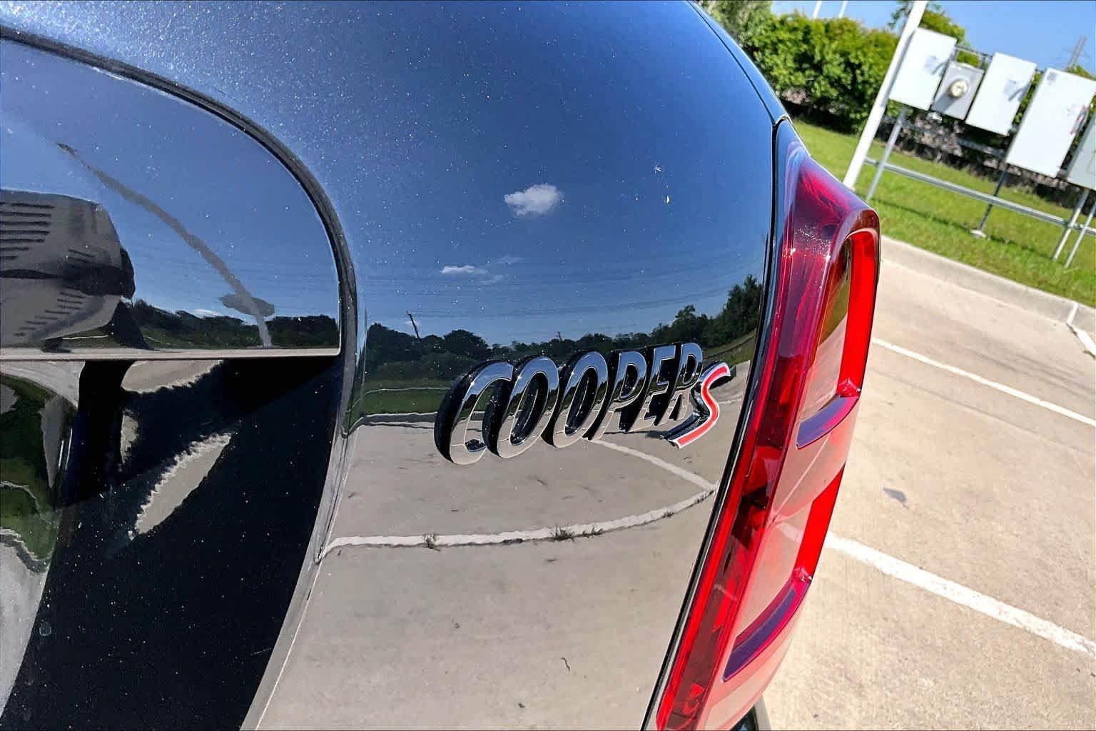 Used 2023 Midnight Black II MINI Cooper S image 9
