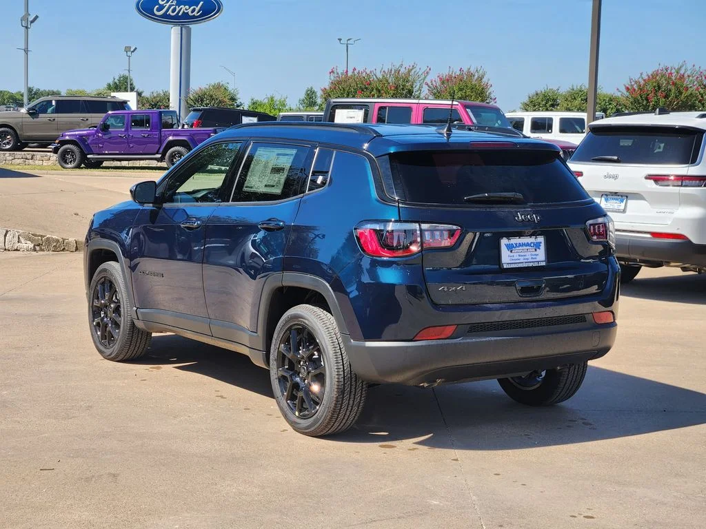 New 2026 Fathom Blue Pearl Coat Jeep Latitude image 3