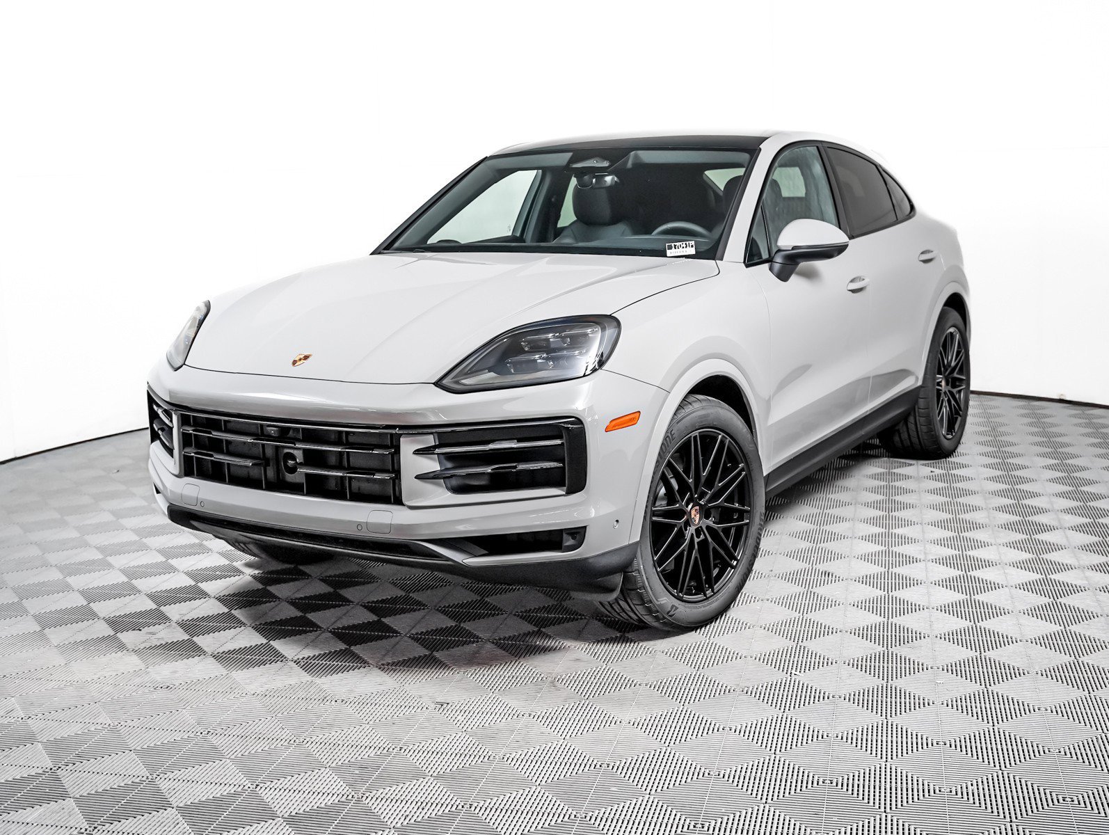 2026 Porsche Cayenne -'s photo