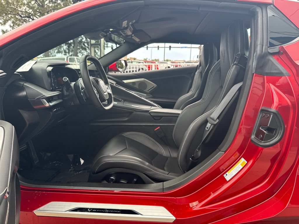 Used 2025 Red Mist Metallic Tintcoat Chevrolet 2LT image 9