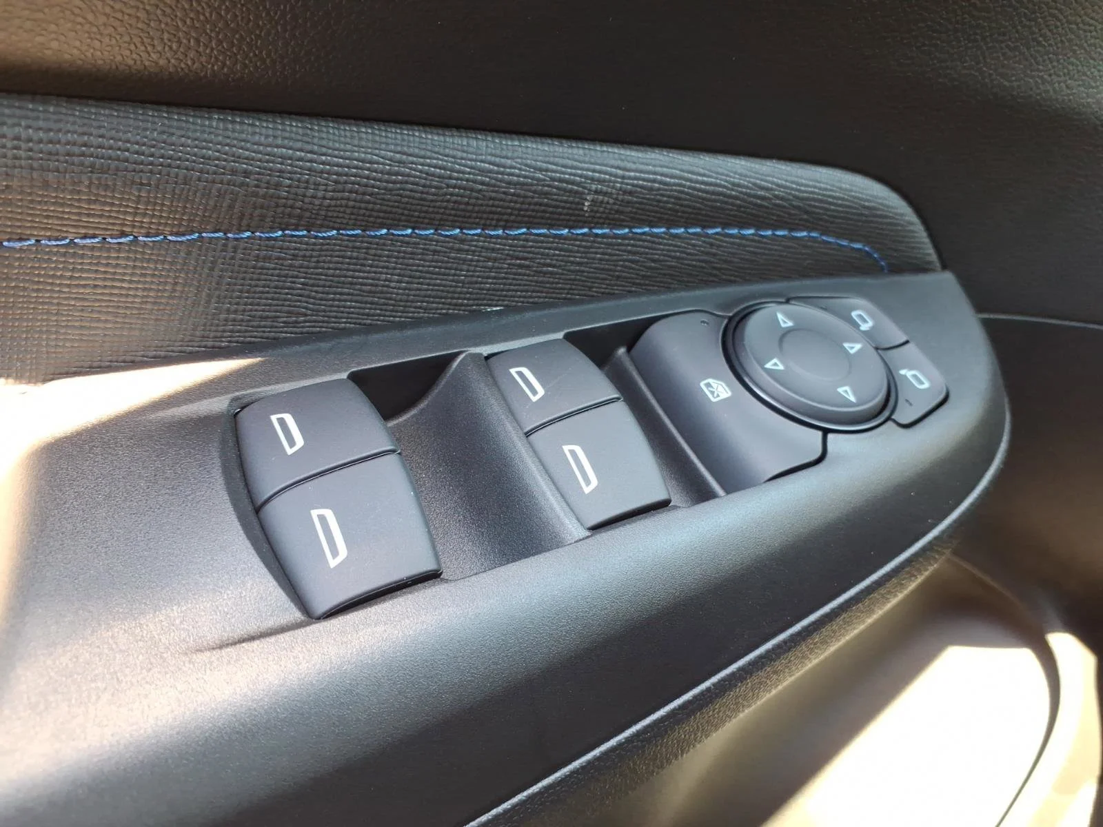 2026 Buick Envista Sport Touring - Photo 13