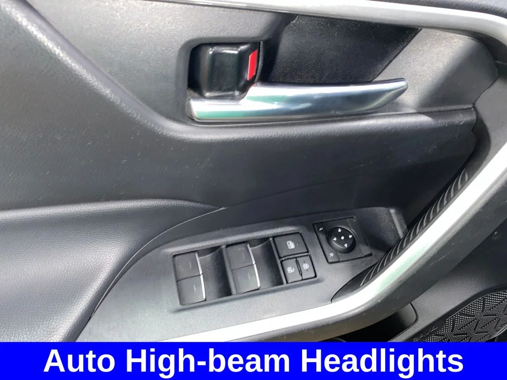 Used 2022 Black Toyota XLE image 10